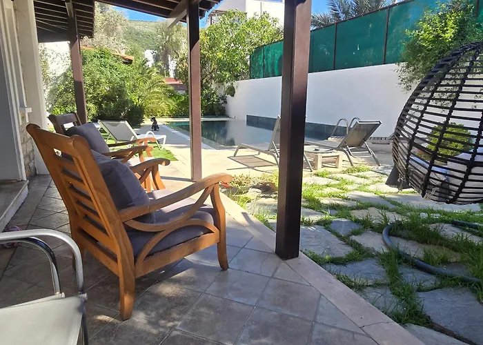 Bodrum Merkezde Muestakil Havuzlu Villa